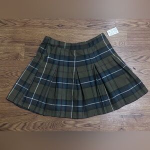 Classic Olive Plaid Pleated Skirt - Women's